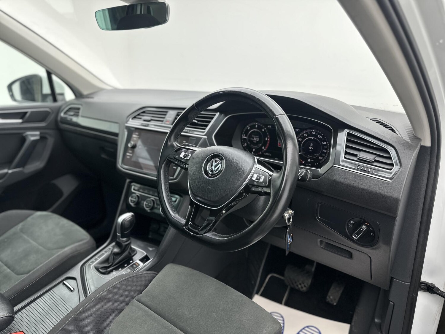 Used Volkswagen Tiguan 2018 for sale - 78190701: Photo 16