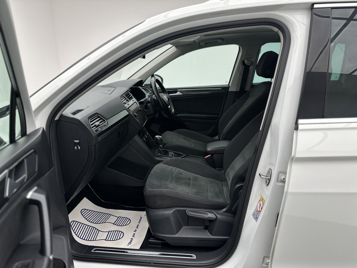 Used Volkswagen Tiguan 2018 for sale - 78190701: Photo 25