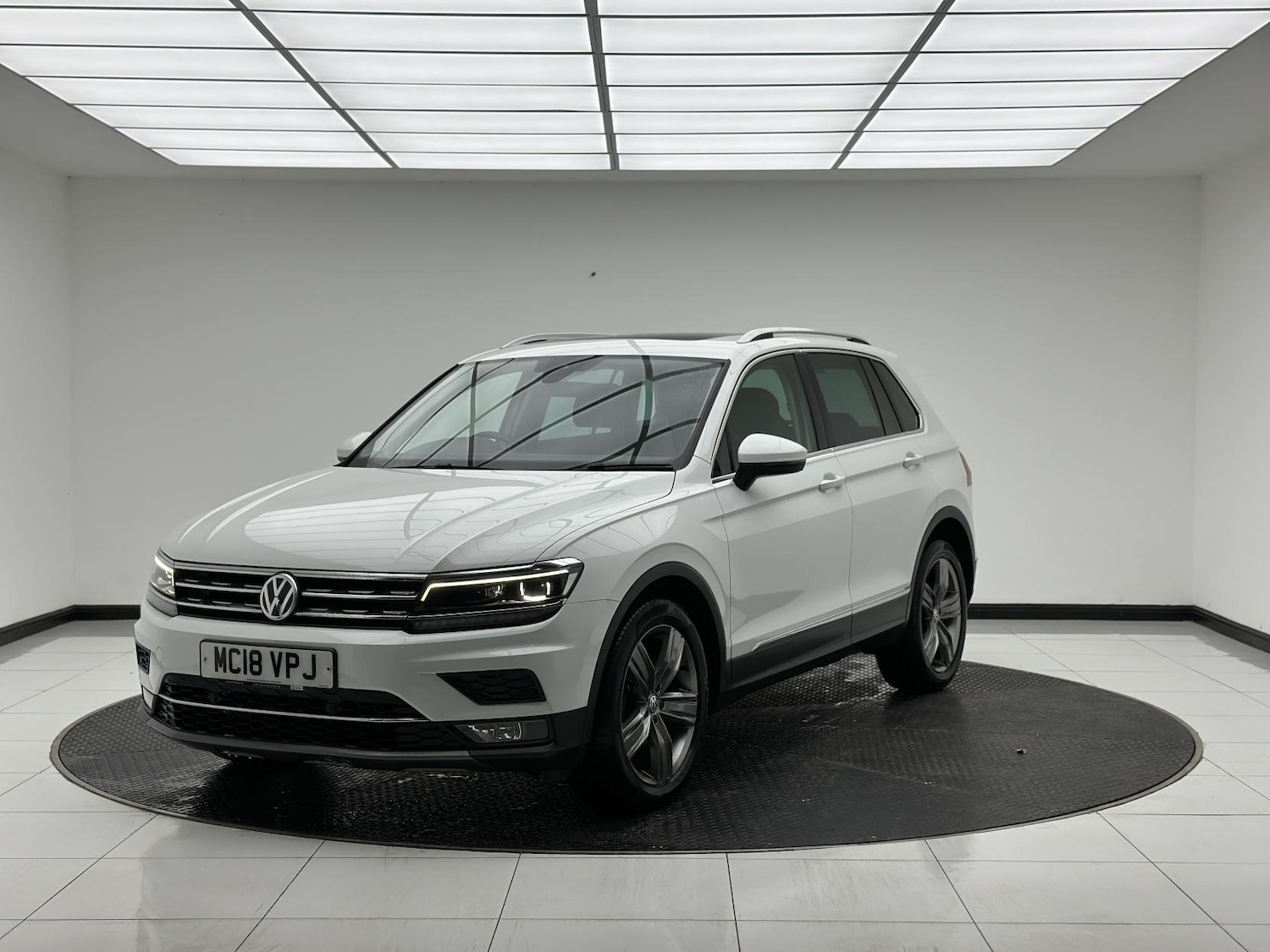Used Volkswagen Tiguan 2018 for sale - 78190701: Photo 4