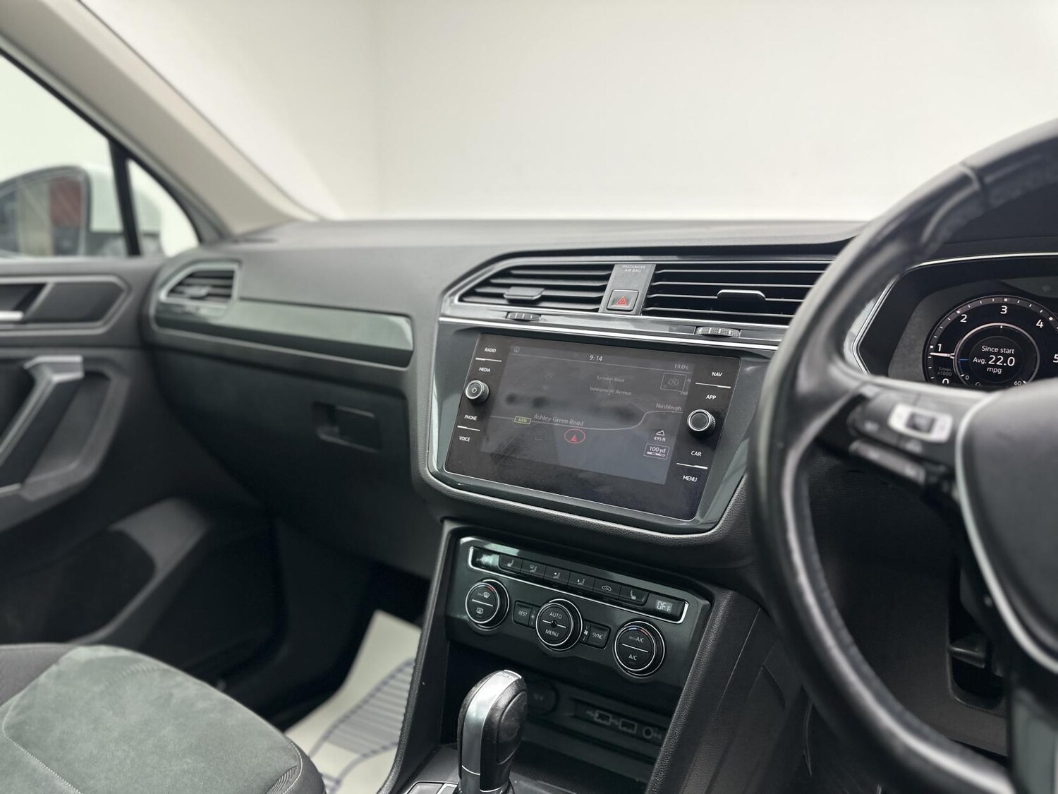 Used Volkswagen Tiguan 2018 for sale - 78190701: Photo 41