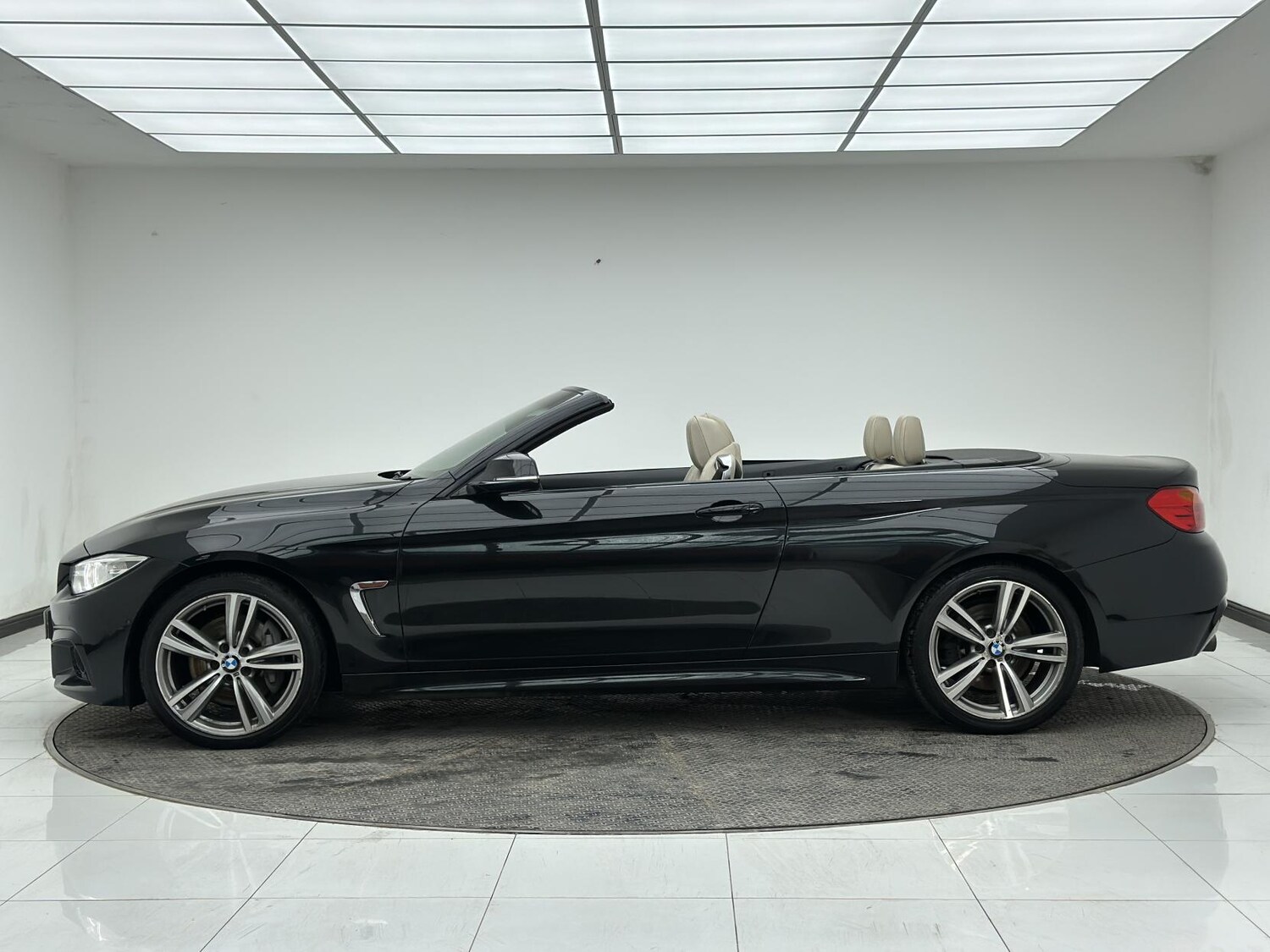 Used BMW 4 Series 2015 for sale - 78219117: Photo 2