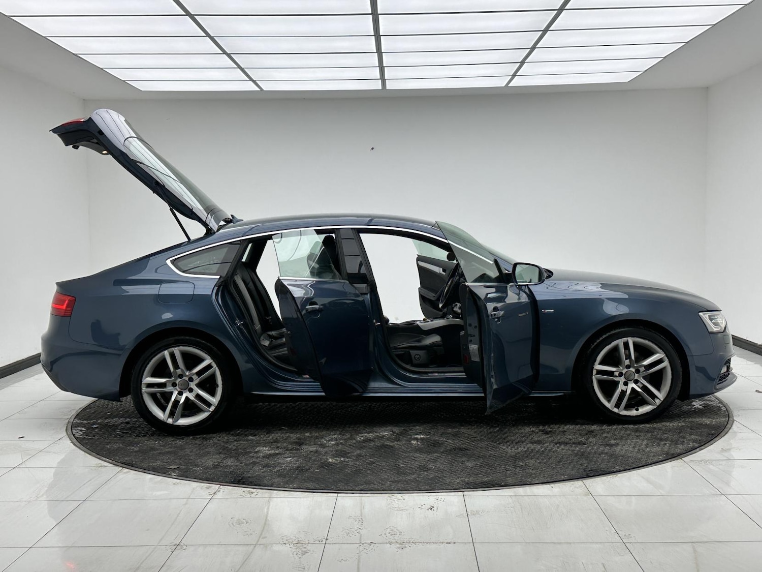 Used Audi A5 2016 for sale - 77210681: Photo 10