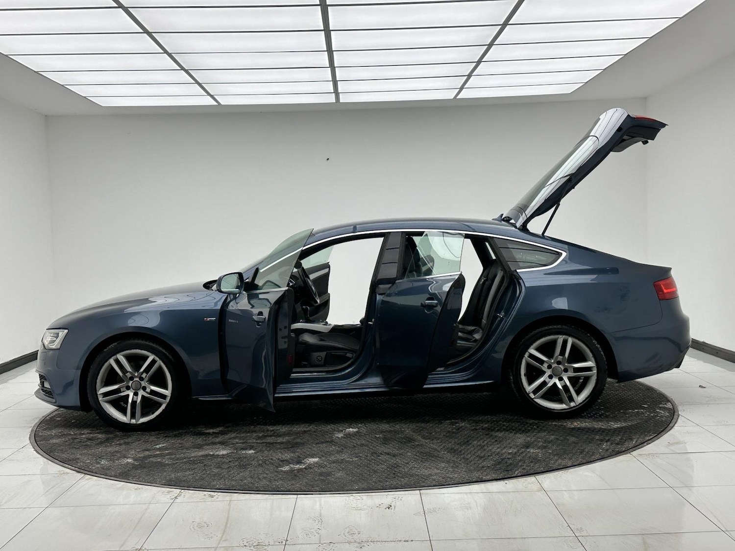 Used Audi A5 2016 for sale - 77210681: Photo 11