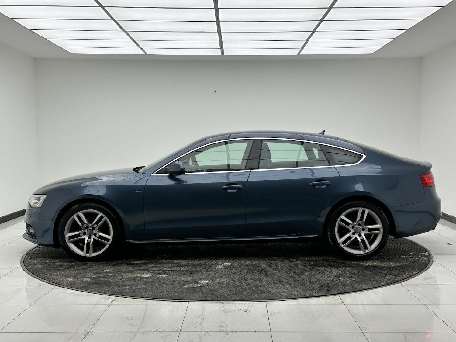 Used Audi A5 2016 for sale - 77210681: Photo 9