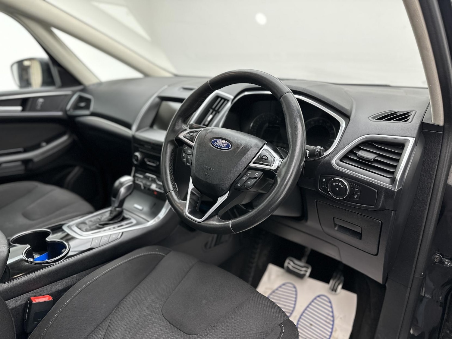 Used Ford S-Max 2017 for sale - 76304445: Photo 16