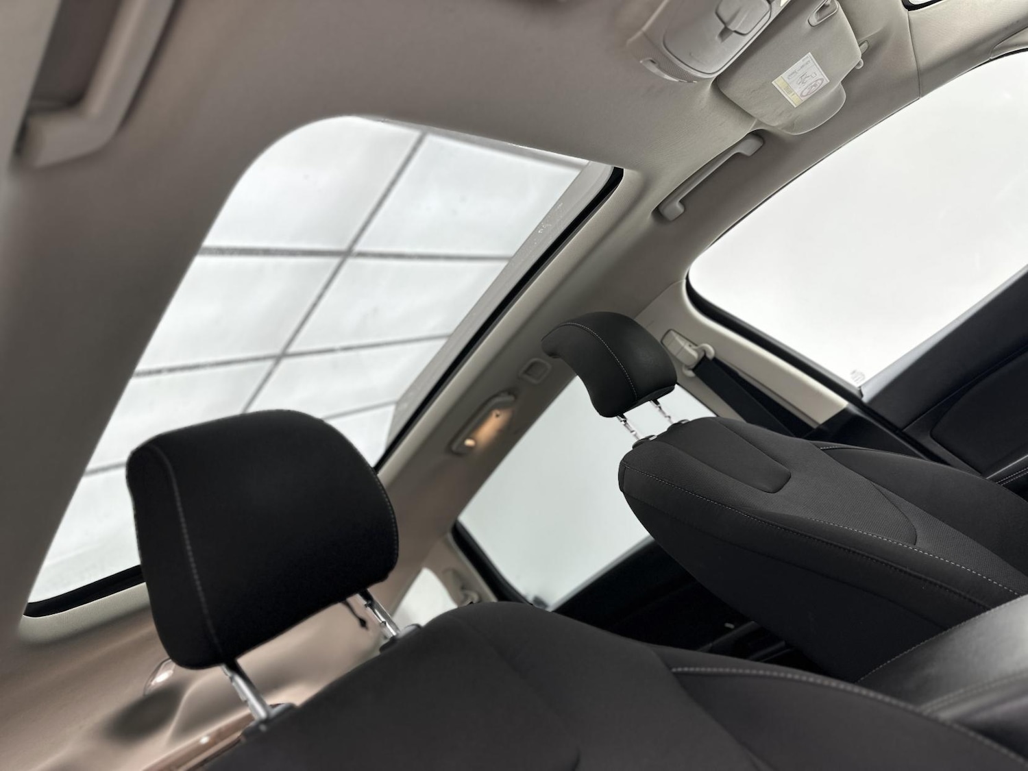 Used Ford S-Max 2017 for sale - 76304445: Photo 18