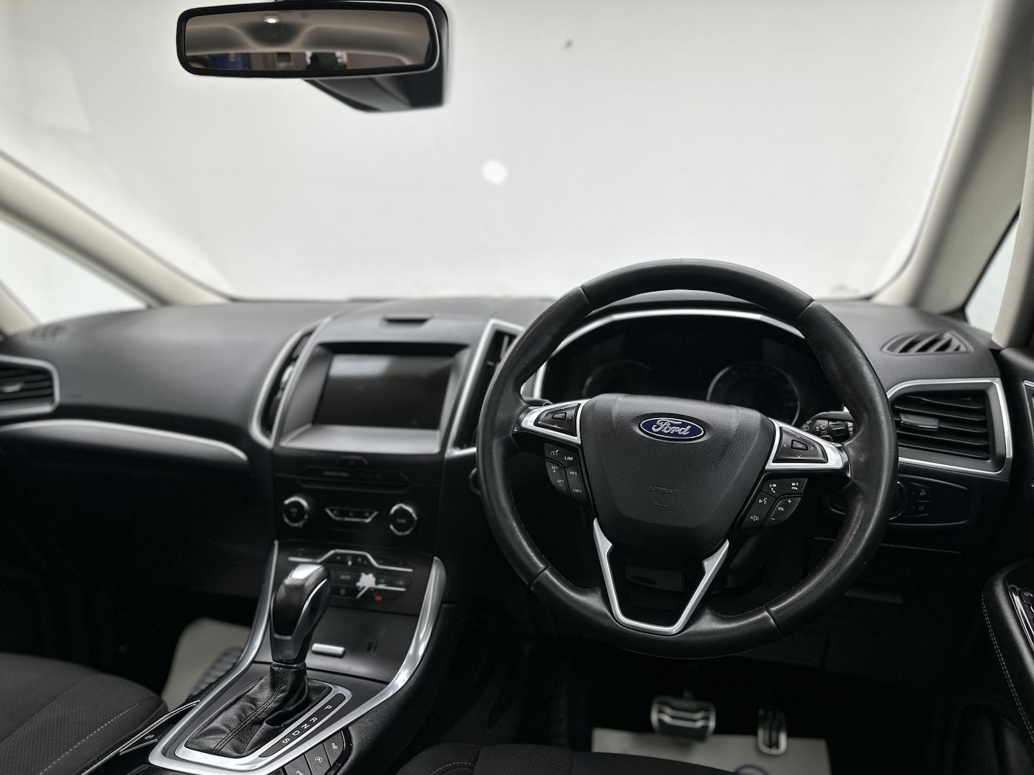 Used Ford S-Max 2017 for sale - 76304445: Photo 26