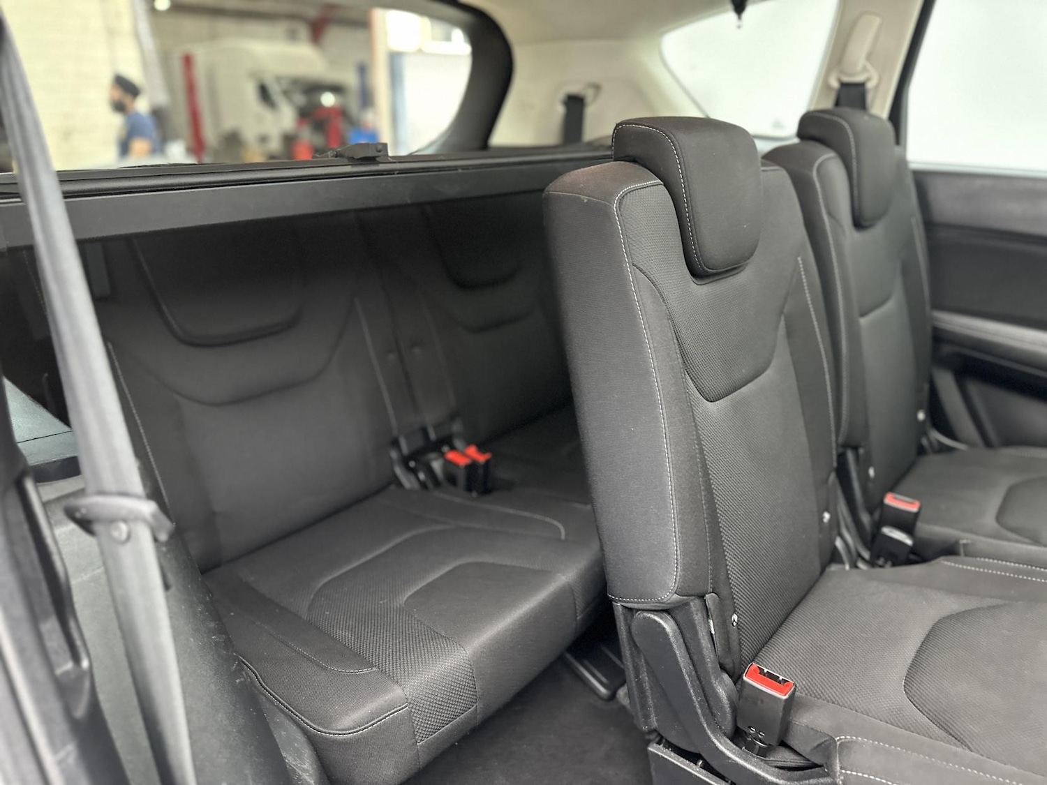 Used Ford S-Max 2017 for sale - 76304445: Photo 30