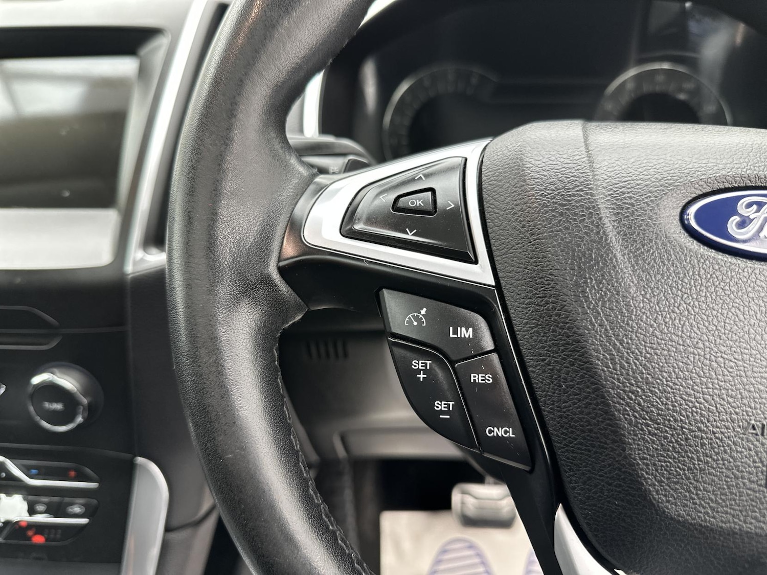 Used Ford S-Max 2017 for sale - 76304445: Photo 39