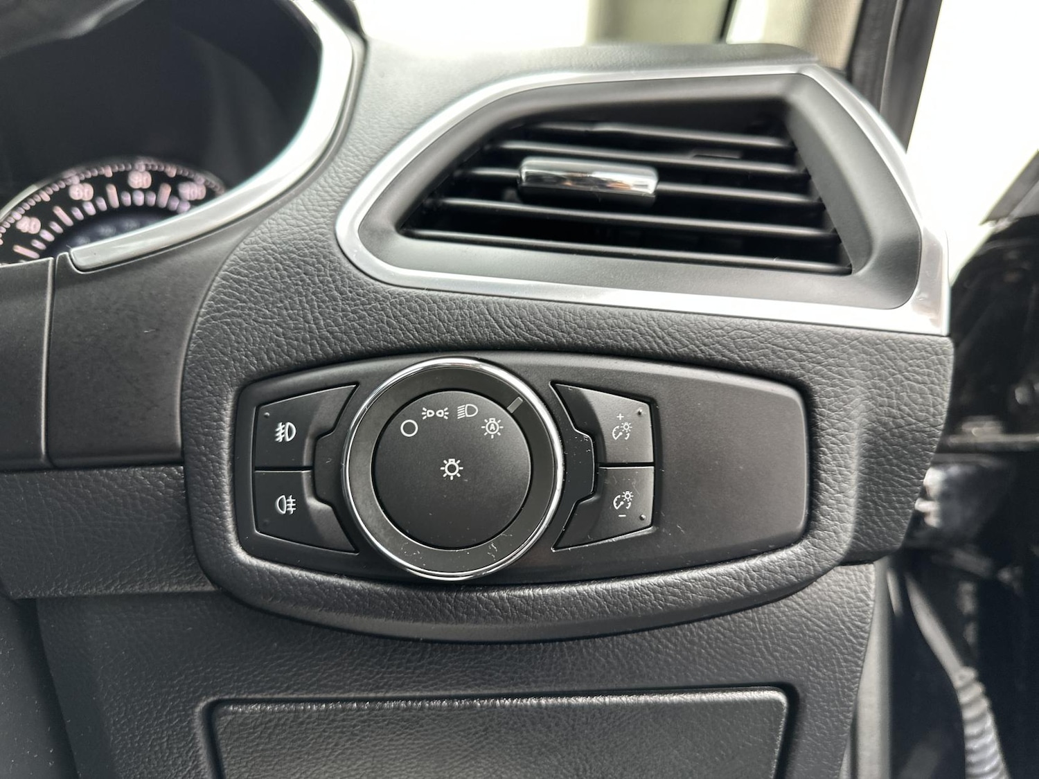 Used Ford S-Max 2017 for sale - 76304445: Photo 43