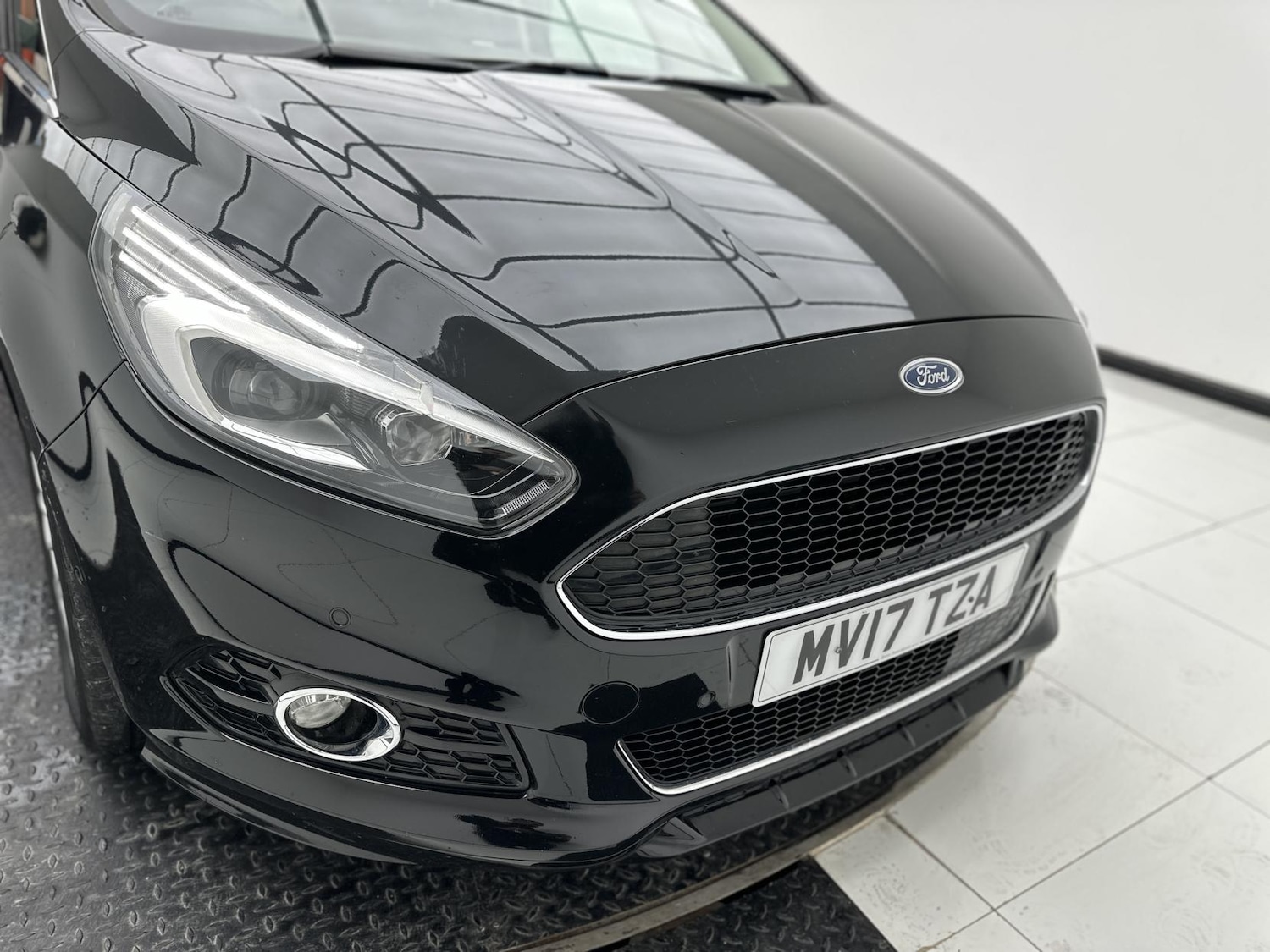 Used Ford S-Max 2017 for sale - 76304445: Photo 59