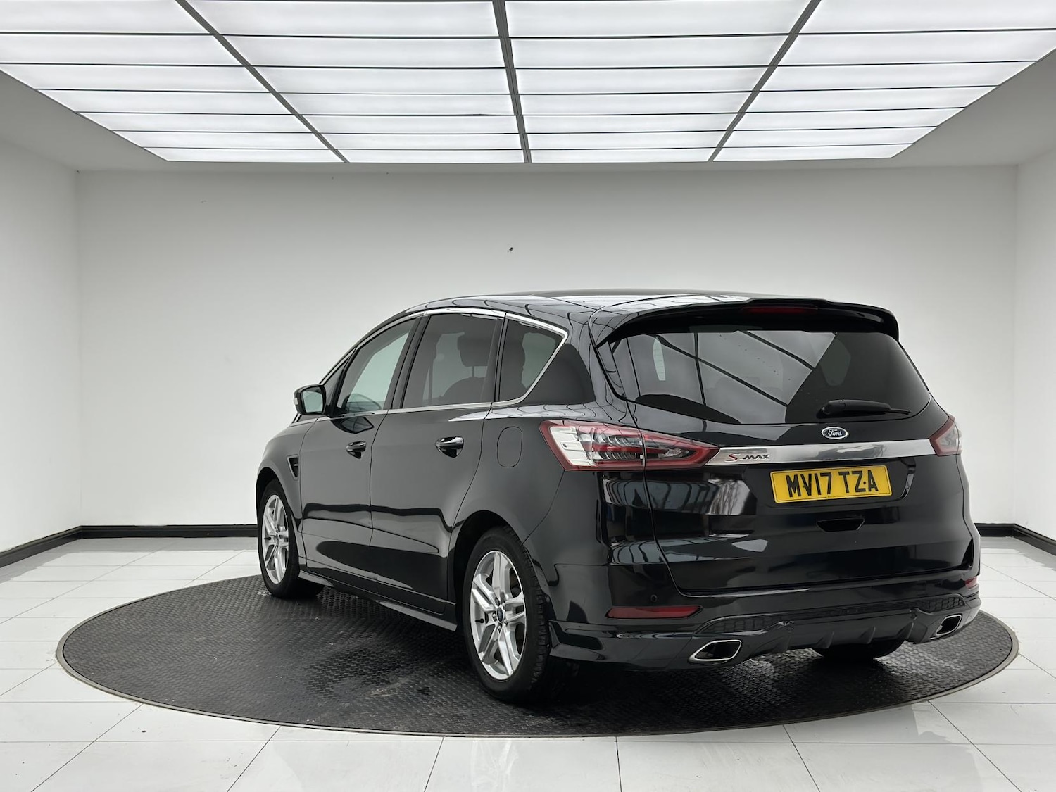 Used Ford S-Max 2017 for sale - 76304445: Photo 6