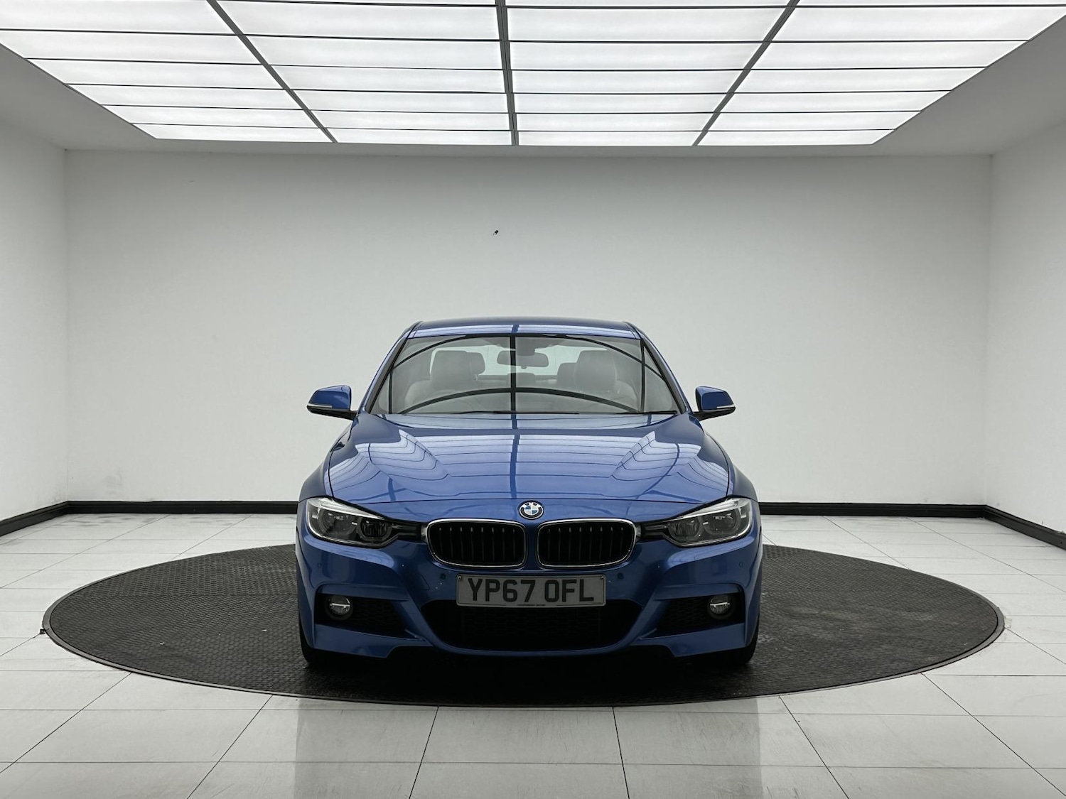 Used BMW 3 Series 2017 for sale - 76885277: Photo 2