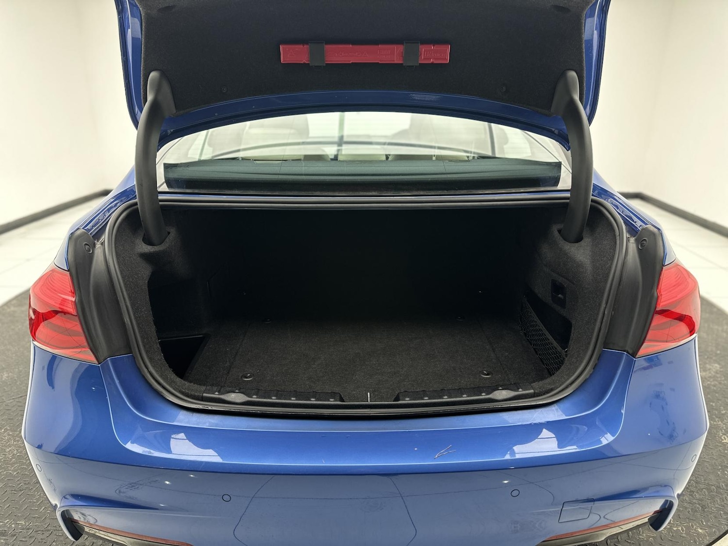 Used BMW 3 Series 2017 for sale - 76885277: Photo 26