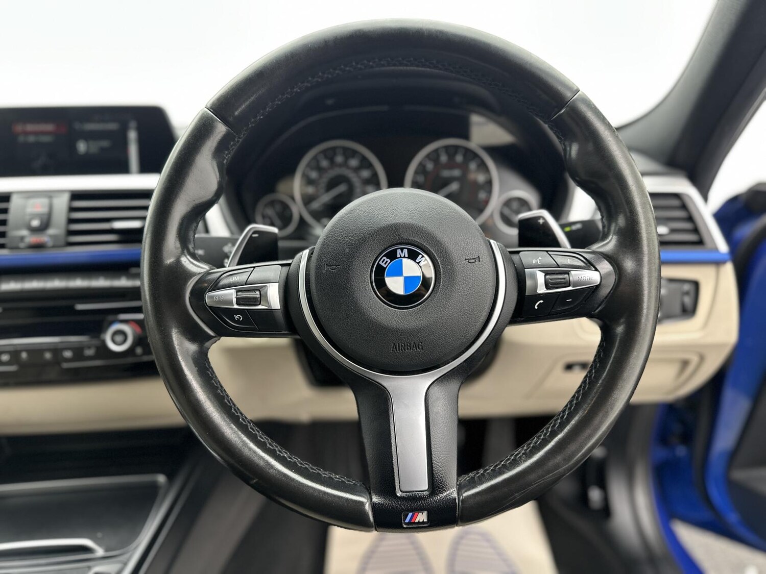 Used BMW 3 Series 2017 for sale - 76885277: Photo 40