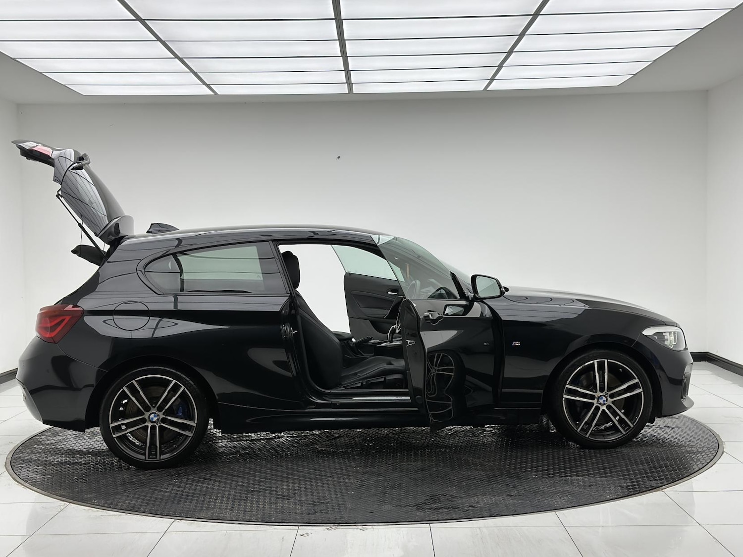 Used BMW 1 Series 2019 for sale - 76590083: Photo 14
