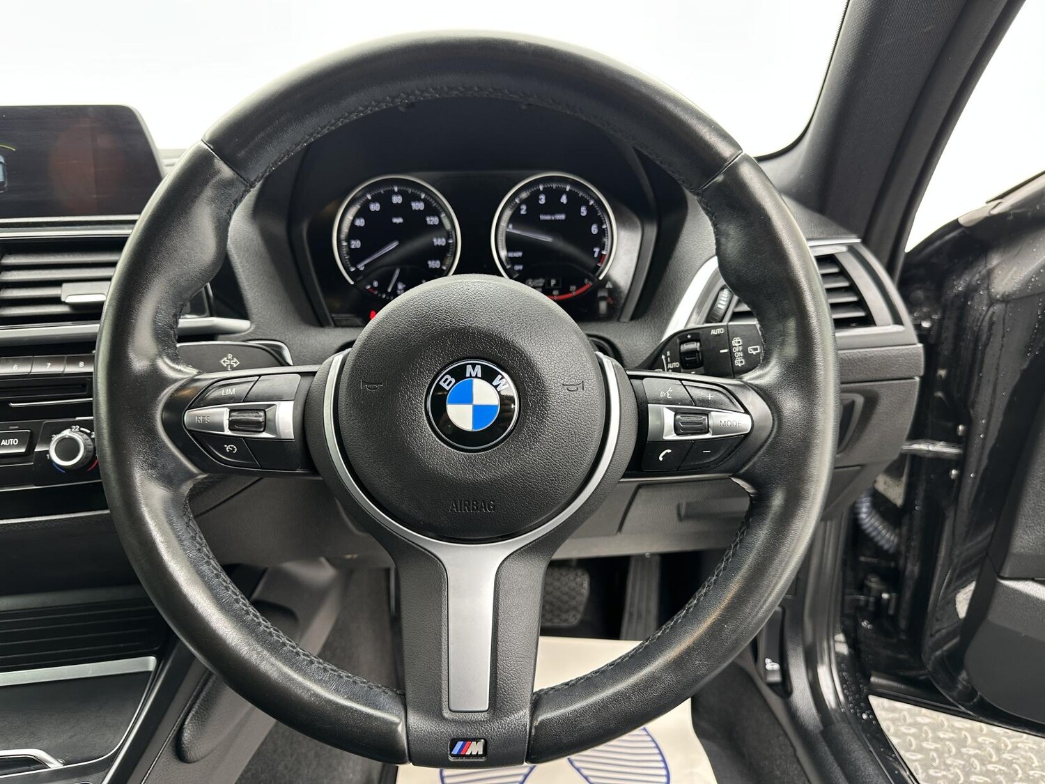 Used BMW 1 Series 2019 for sale - 76590083: Photo 28