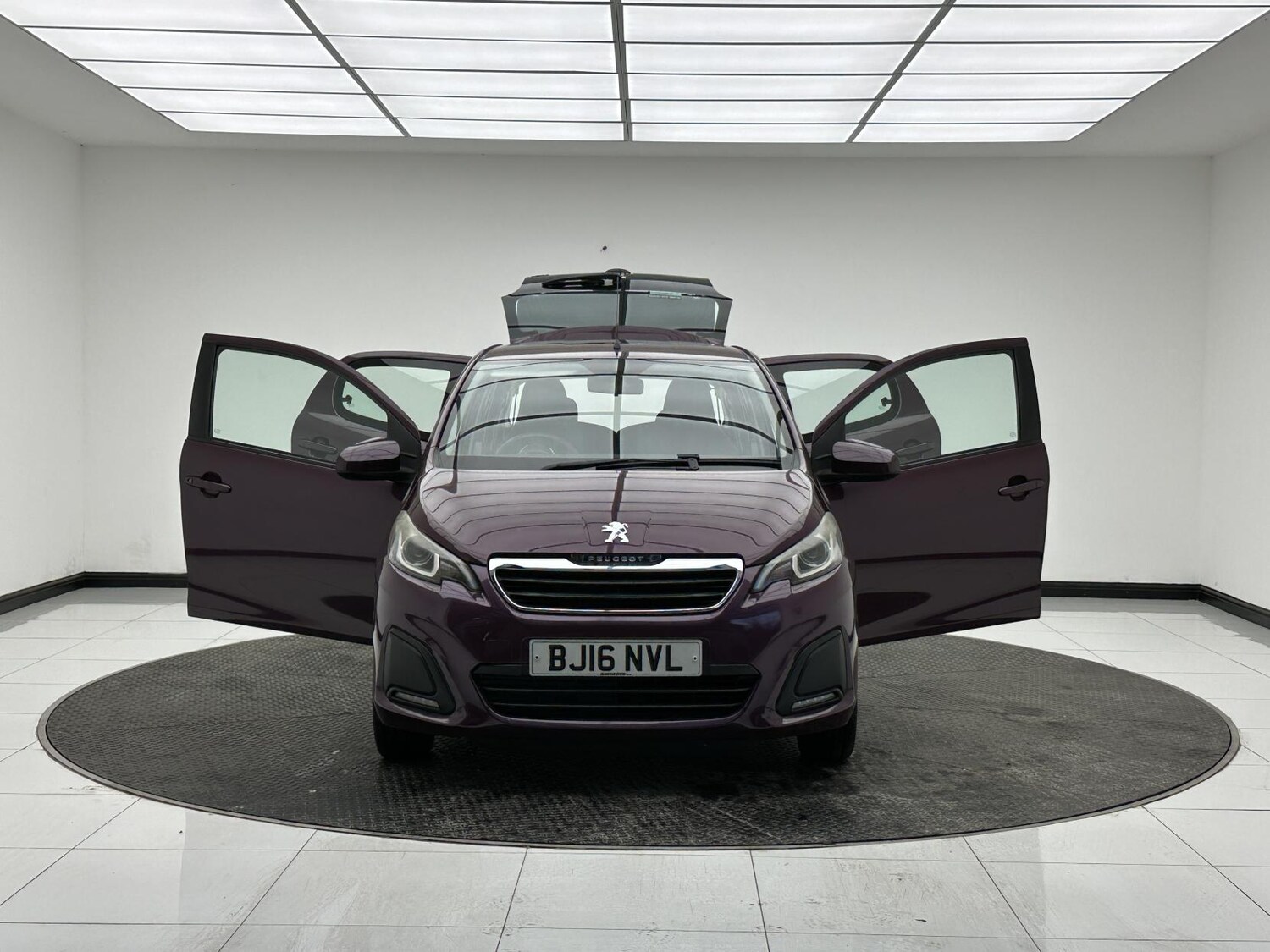 Used Peugeot 108 2016 for sale - 76951958: Photo 13