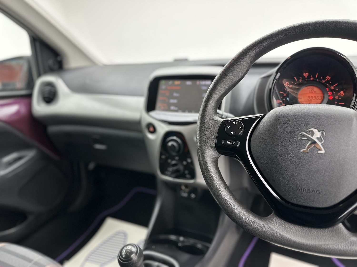 Used Peugeot 108 2016 for sale - 76951958: Photo 21