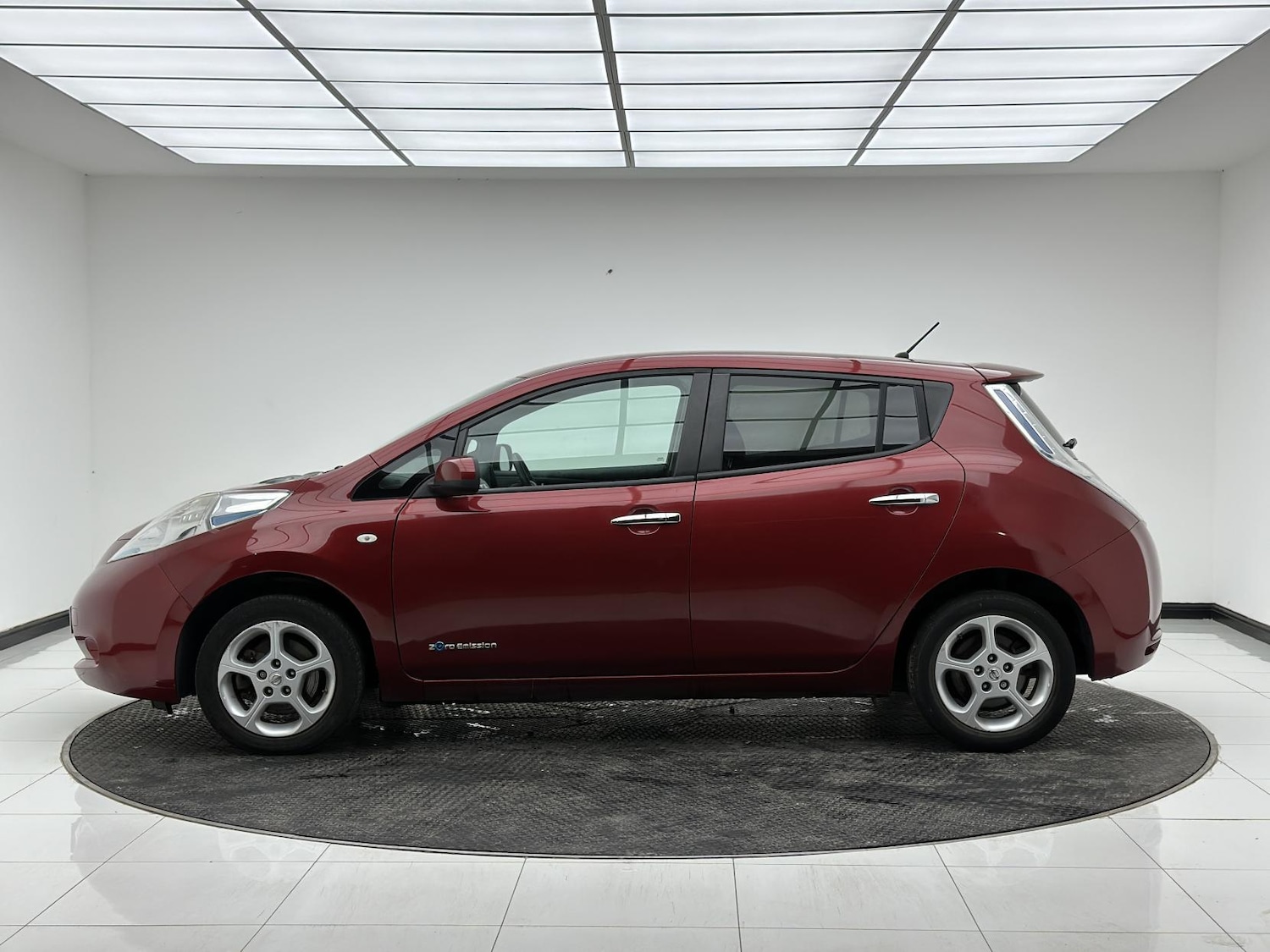 Used Nissan Leaf 2015 for sale - 76688481: Photo 10