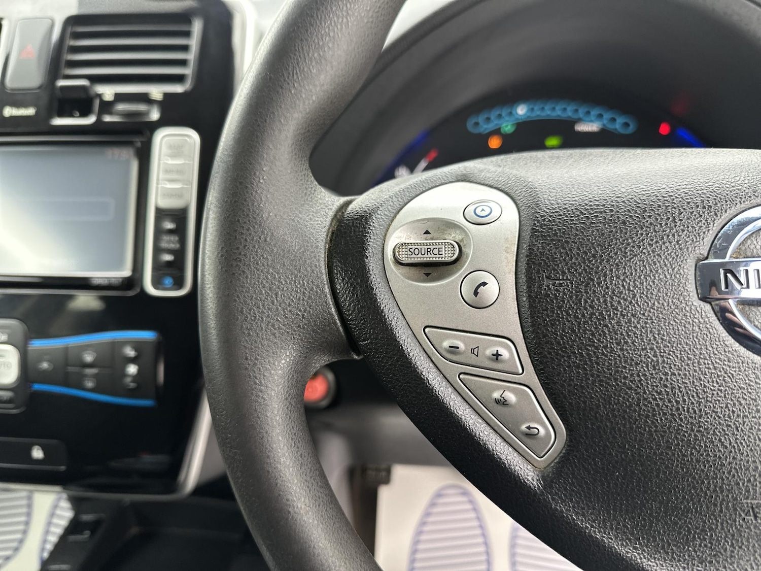 Used Nissan Leaf 2015 for sale - 76688481: Photo 34