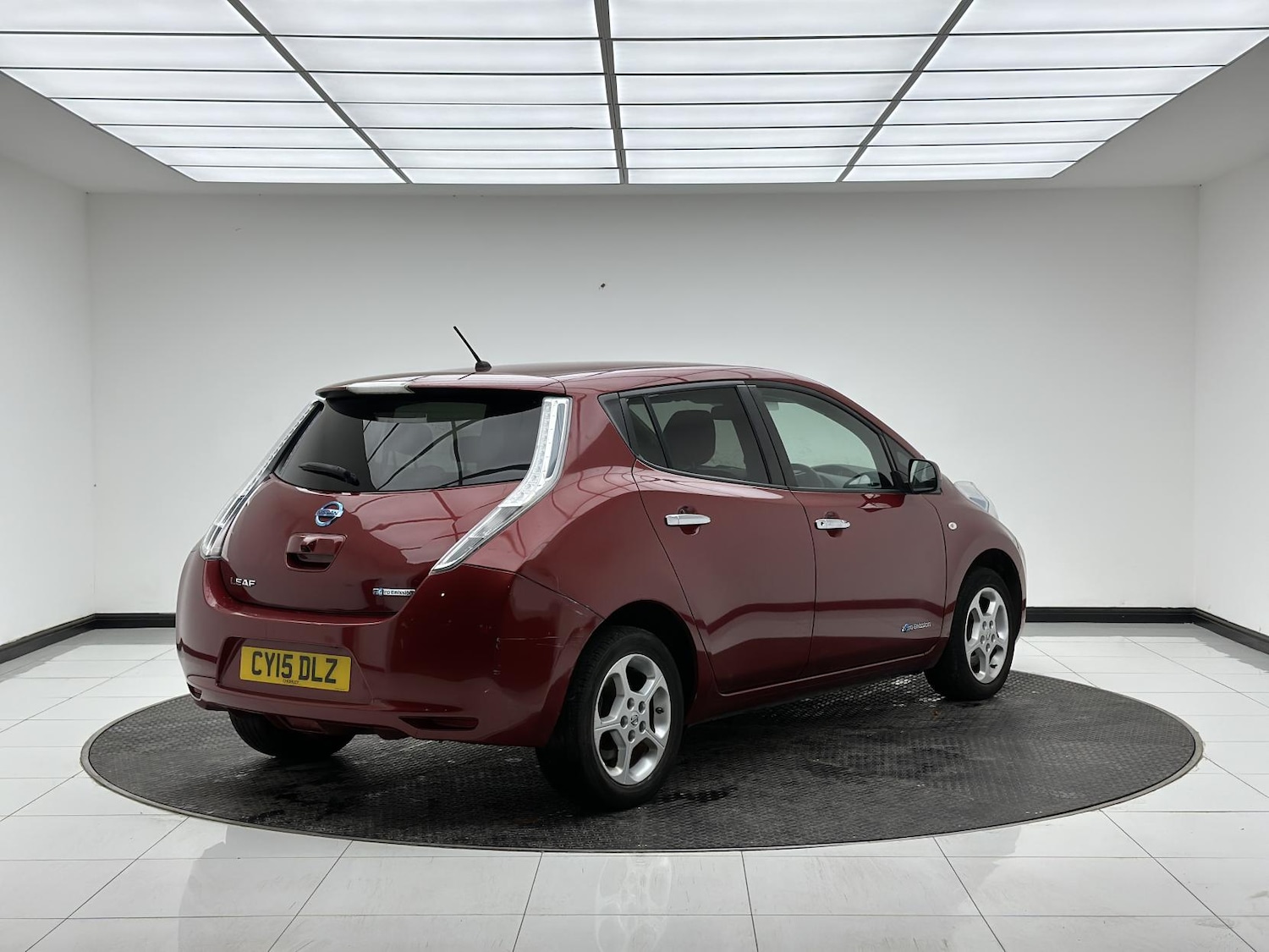 Used Nissan Leaf 2015 for sale - 76688481: Photo 5