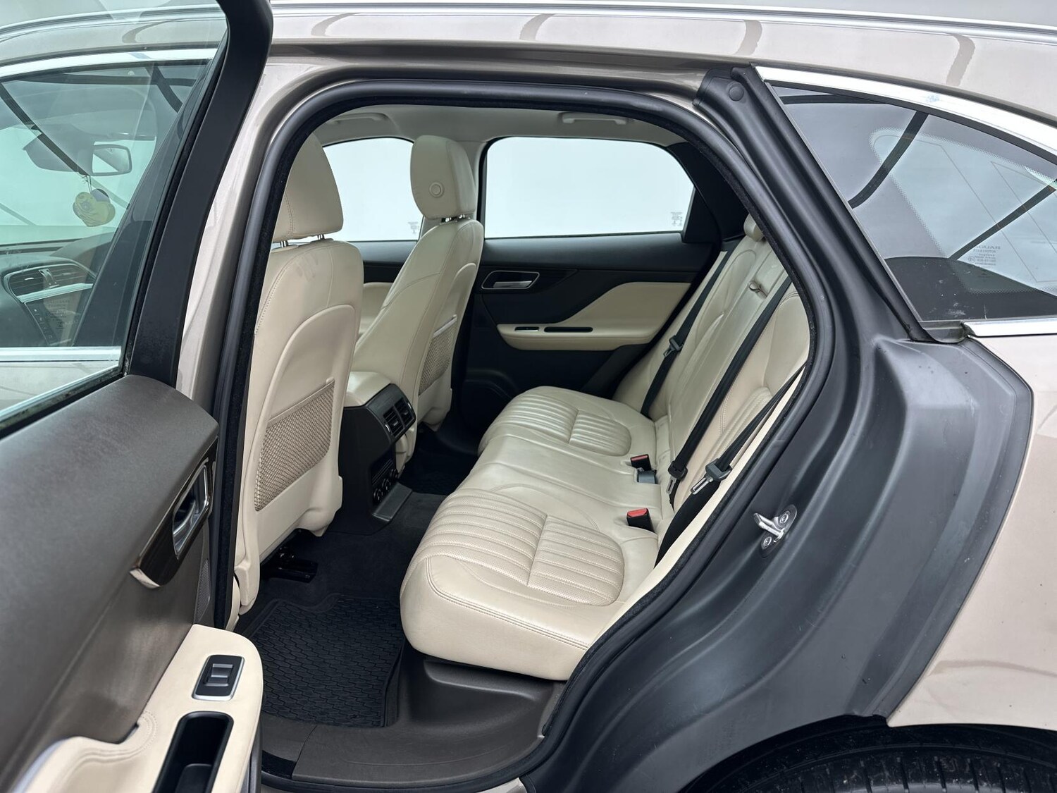 Used Jaguar F-Pace 2017 for sale - 77453773: Photo 29