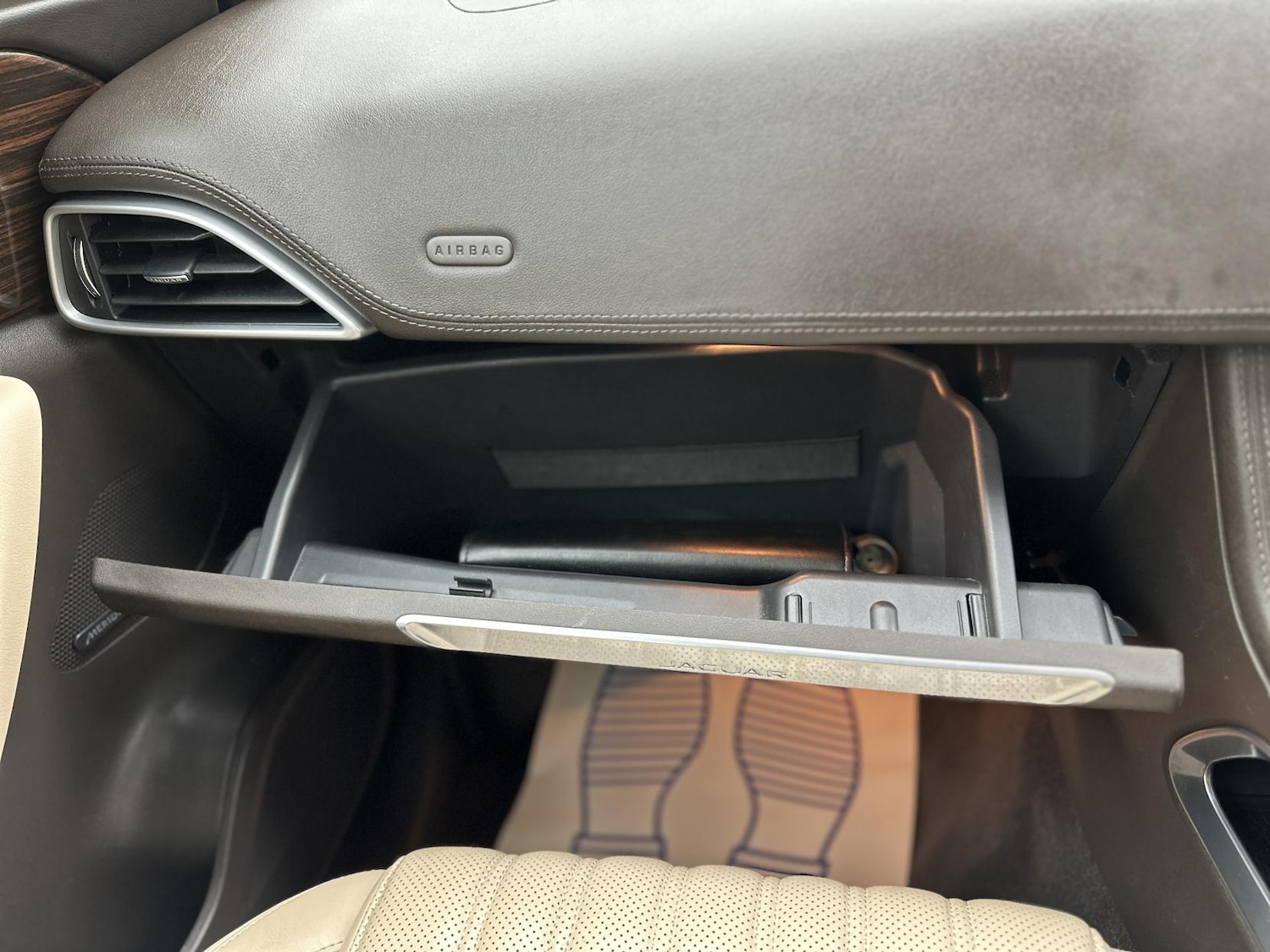 Used Jaguar F-Pace 2017 for sale - 77453773: Photo 57