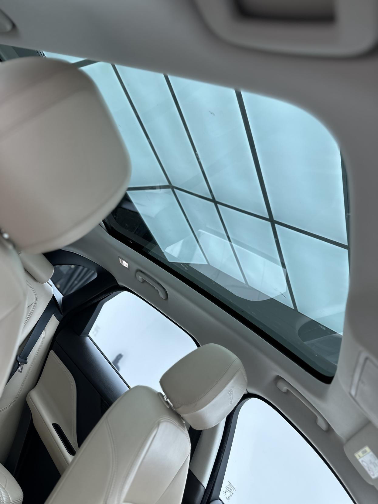 Used Jaguar F-Pace 2017 for sale - 77453773: Photo 8