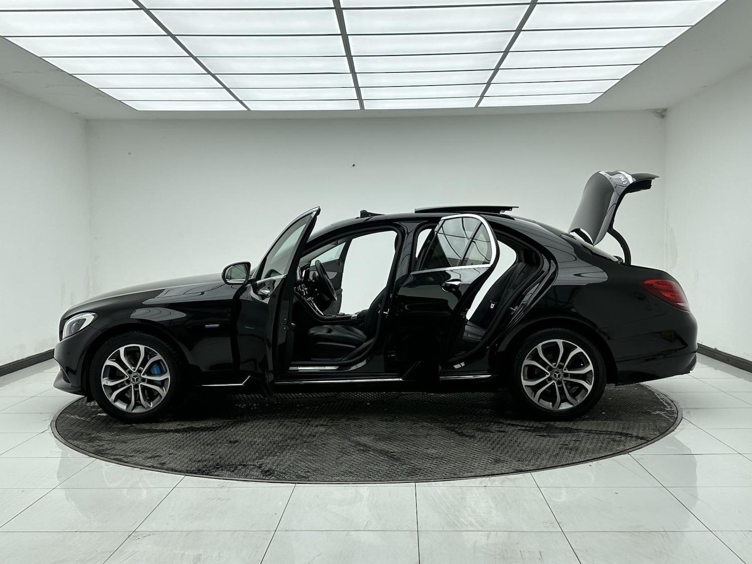 Used Mercedes-Benz C Class 2017 for sale - 78081698: Photo 13