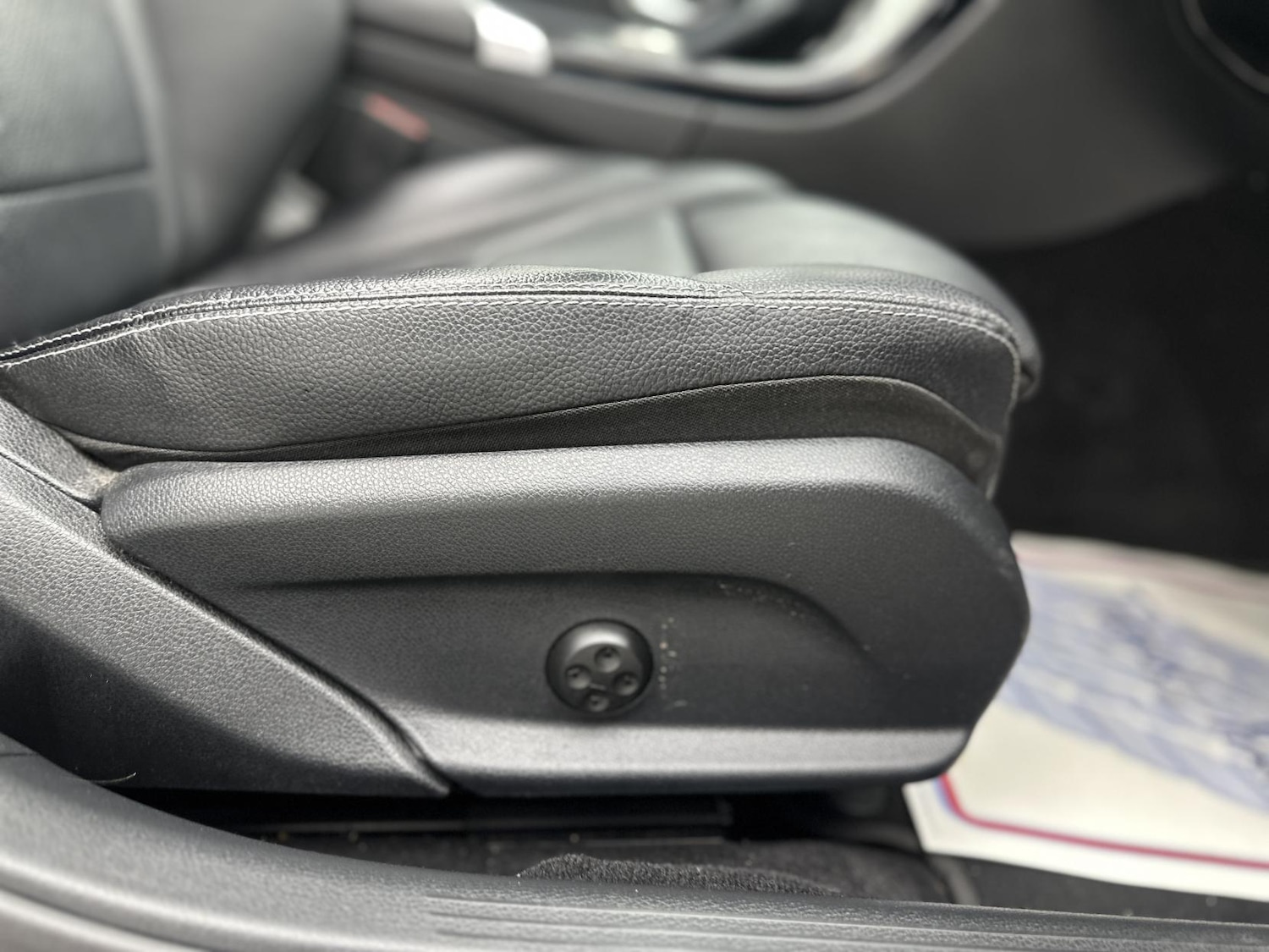 Used Mercedes-Benz C Class 2017 for sale - 78081698: Photo 17