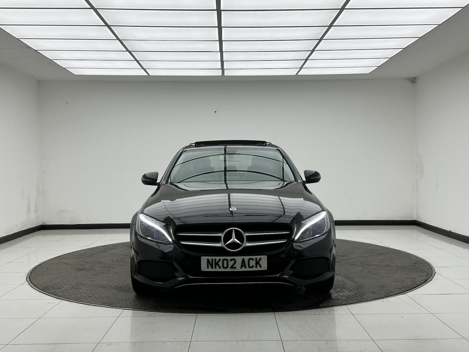 Used Mercedes-Benz C Class 2017 for sale - 78081698: Photo 2