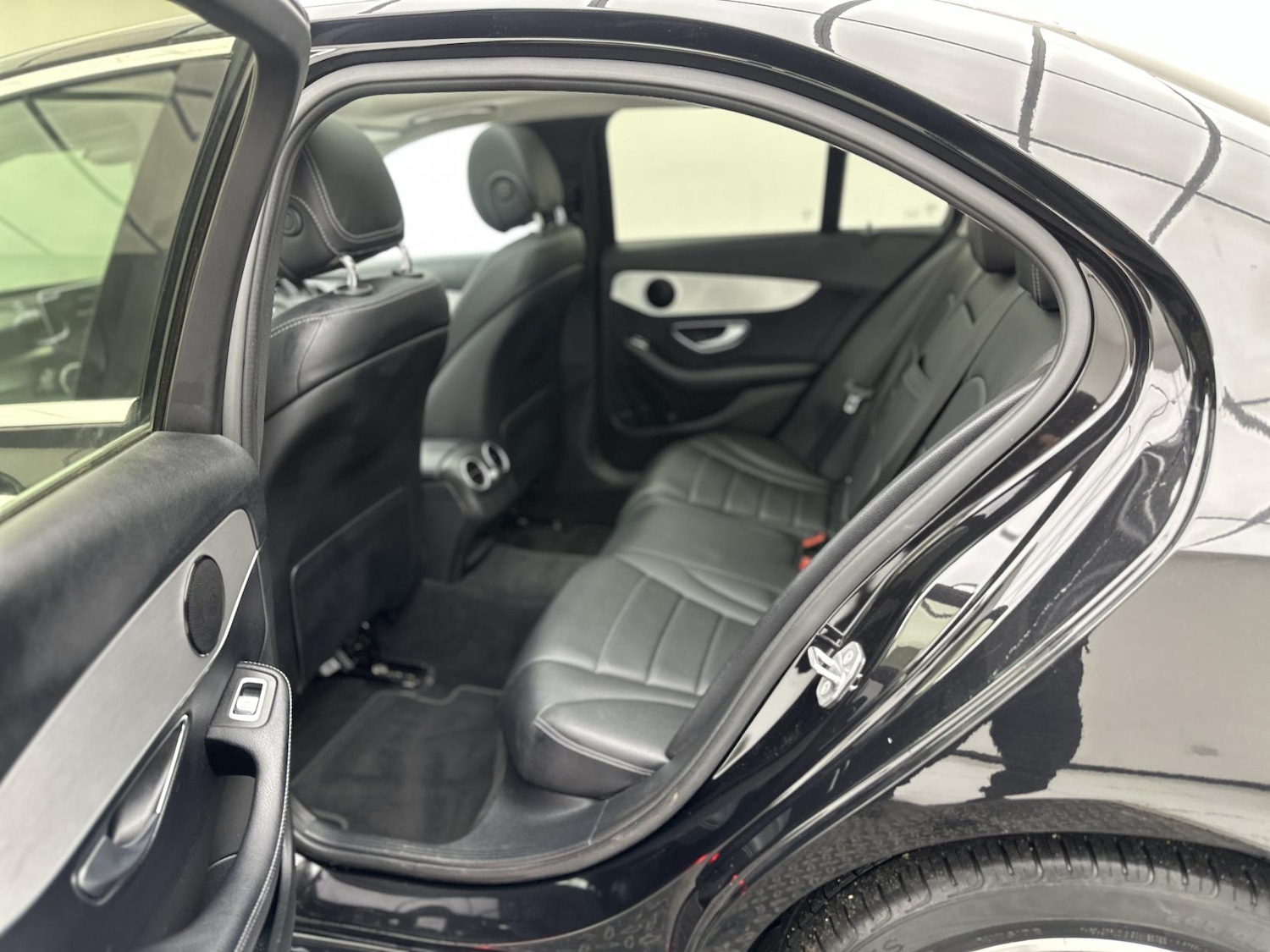 Used Mercedes-Benz C Class 2017 for sale - 78081698: Photo 26