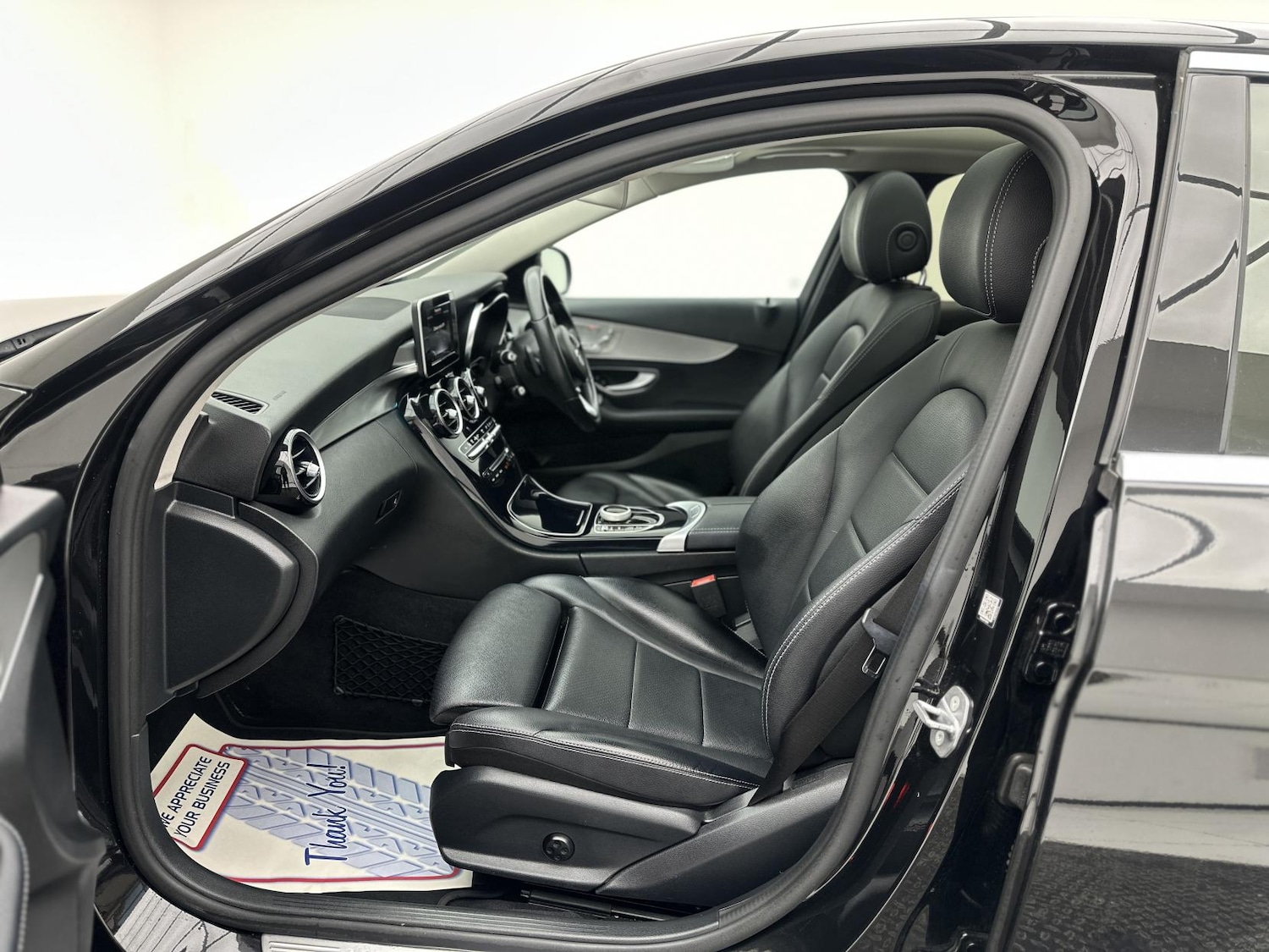 Used Mercedes-Benz C Class 2017 for sale - 78081698: Photo 30