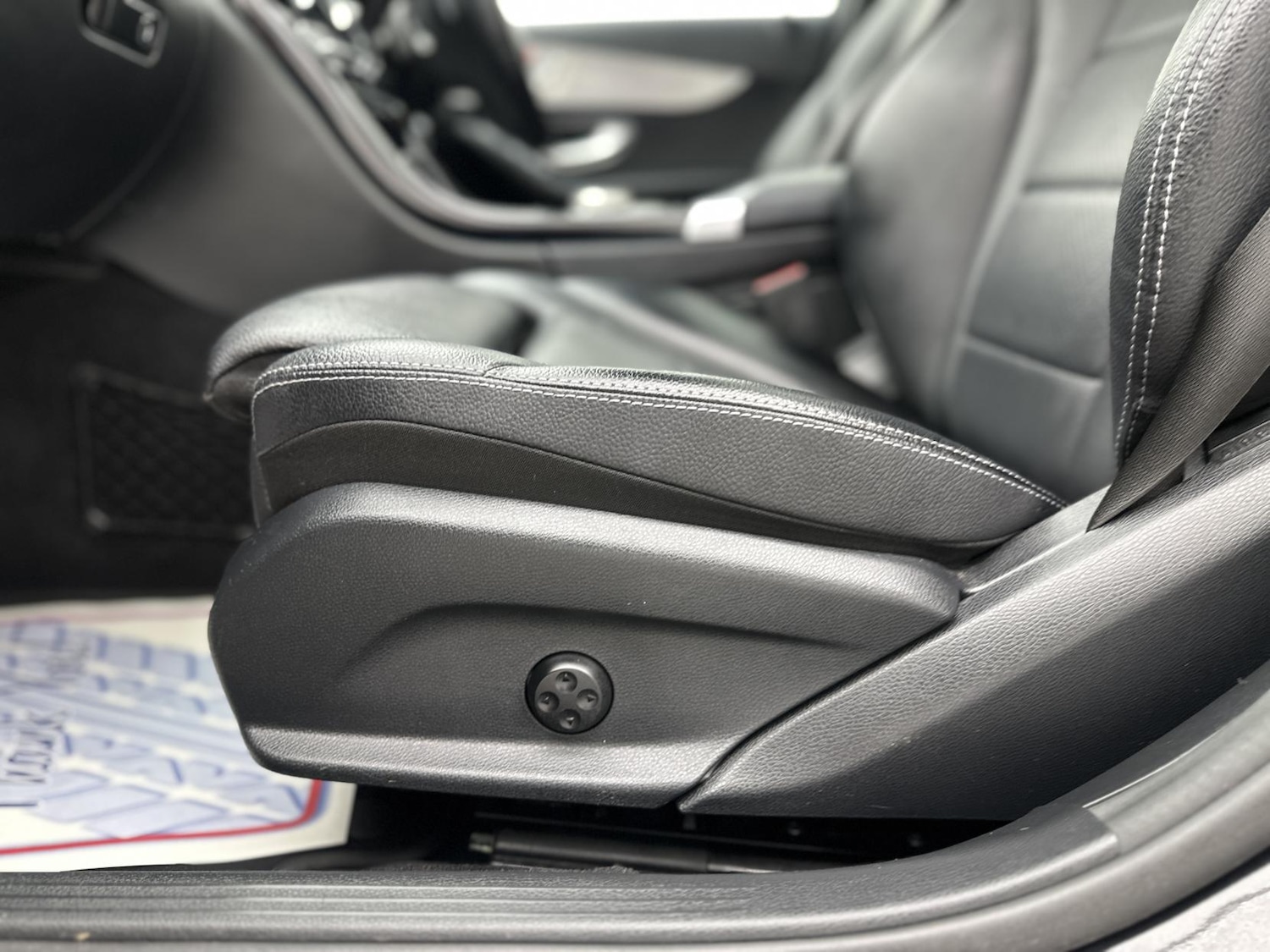 Used Mercedes-Benz C Class 2017 for sale - 78081698: Photo 35