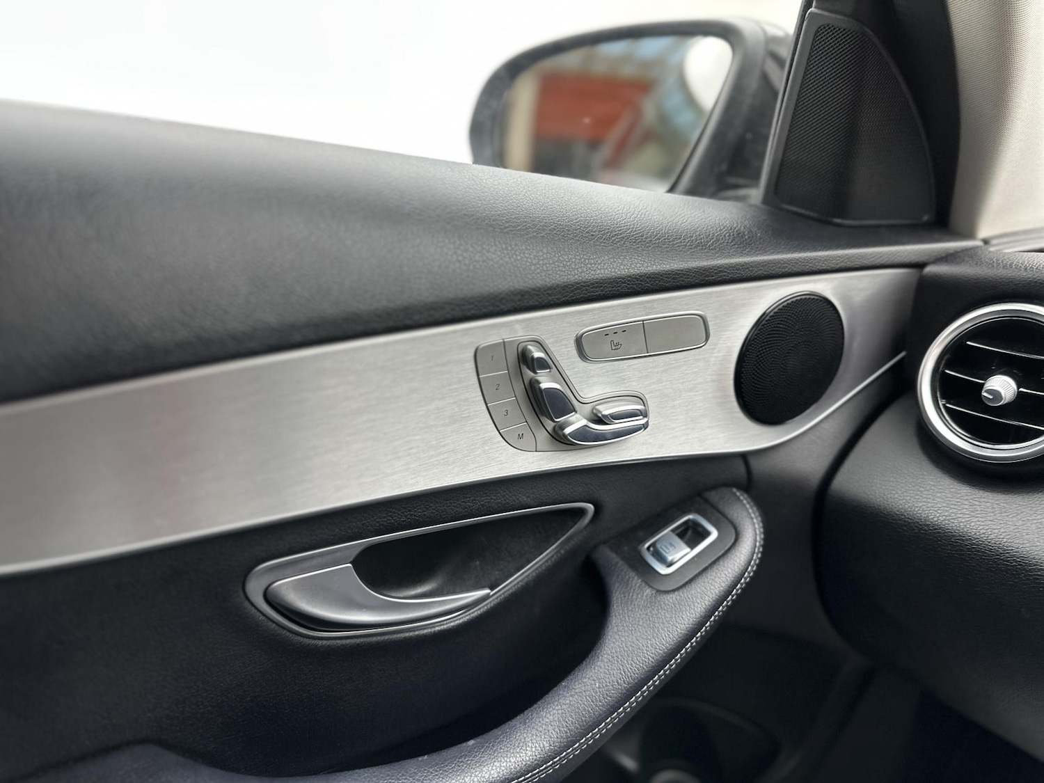 Used Mercedes-Benz C Class 2017 for sale - 78081698: Photo 57