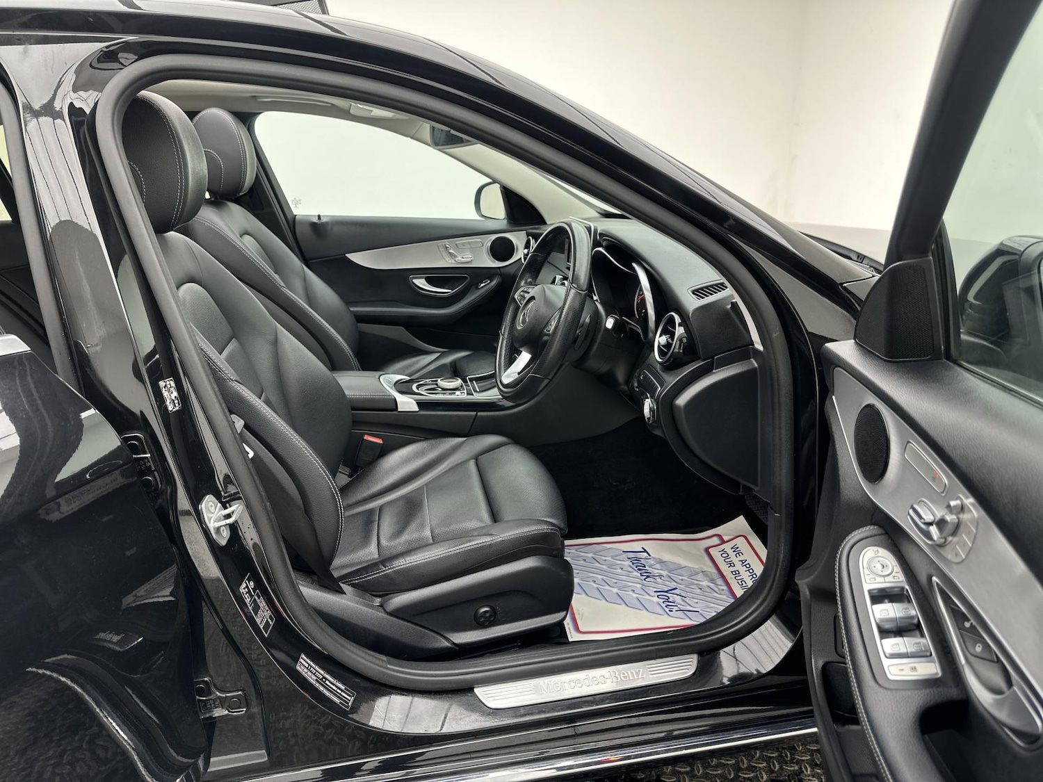 Used Mercedes-Benz C Class 2017 for sale - 78081698: Photo 6