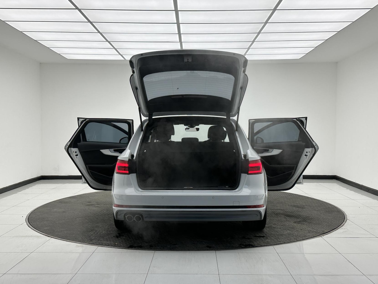 Used Audi A4 2017 for sale - 76933413: Photo 12