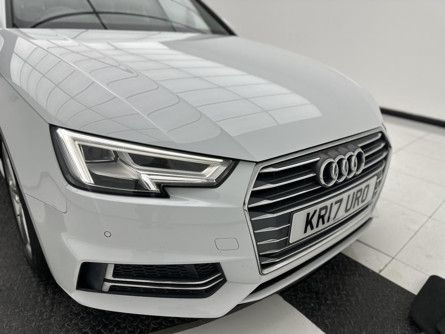 Used Audi A4 2017 for sale - 76933413: Photo 30