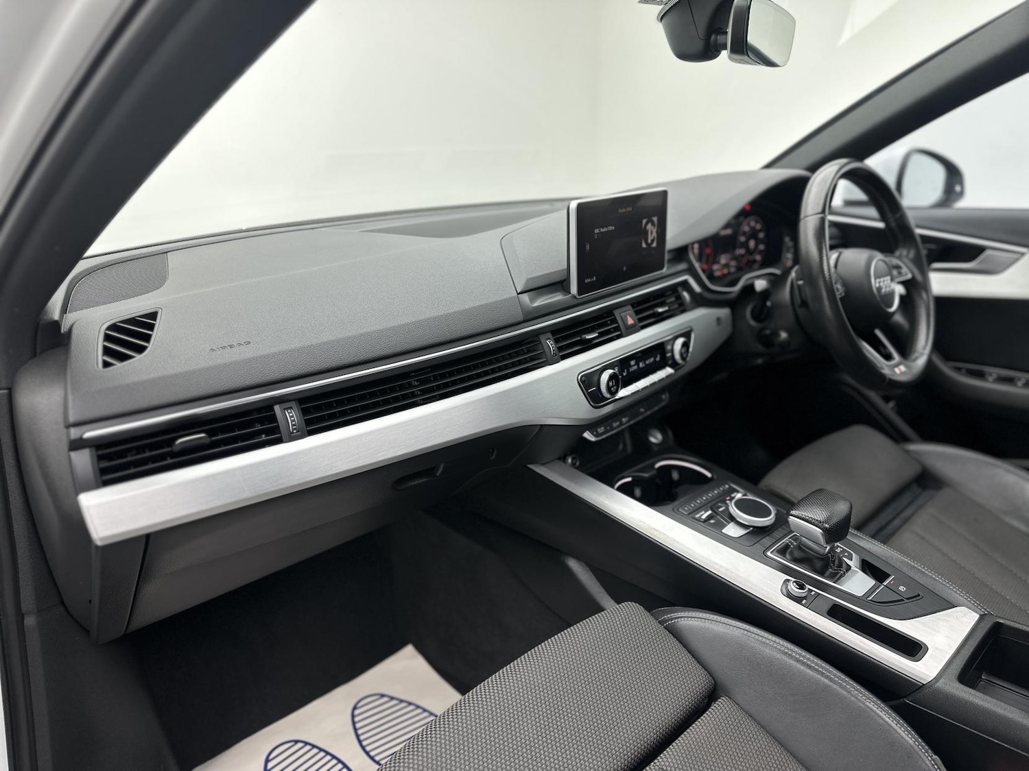 Used Audi A4 2017 for sale - 76933413: Photo 36