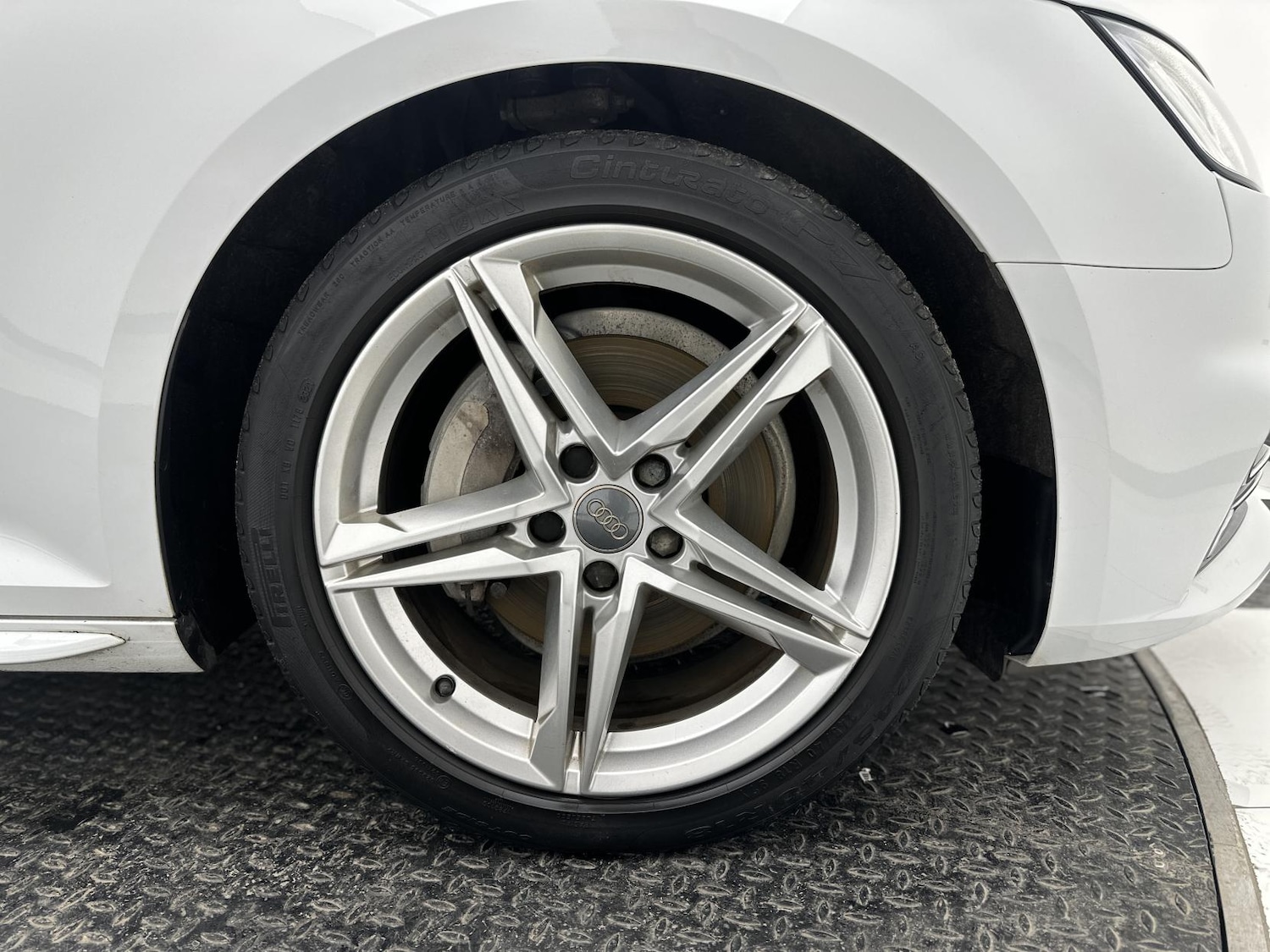 Used Audi A4 2017 for sale - 76933413: Photo 39