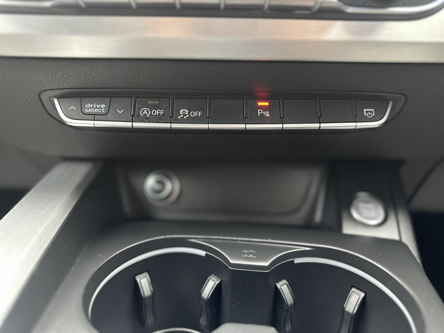 Used Audi A4 2017 for sale - 76933413: Photo 52