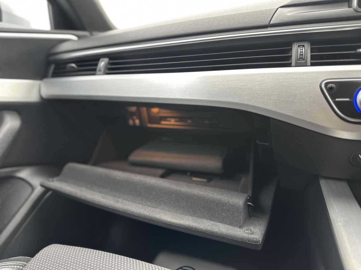 Used Audi A4 2017 for sale - 76933413: Photo 57