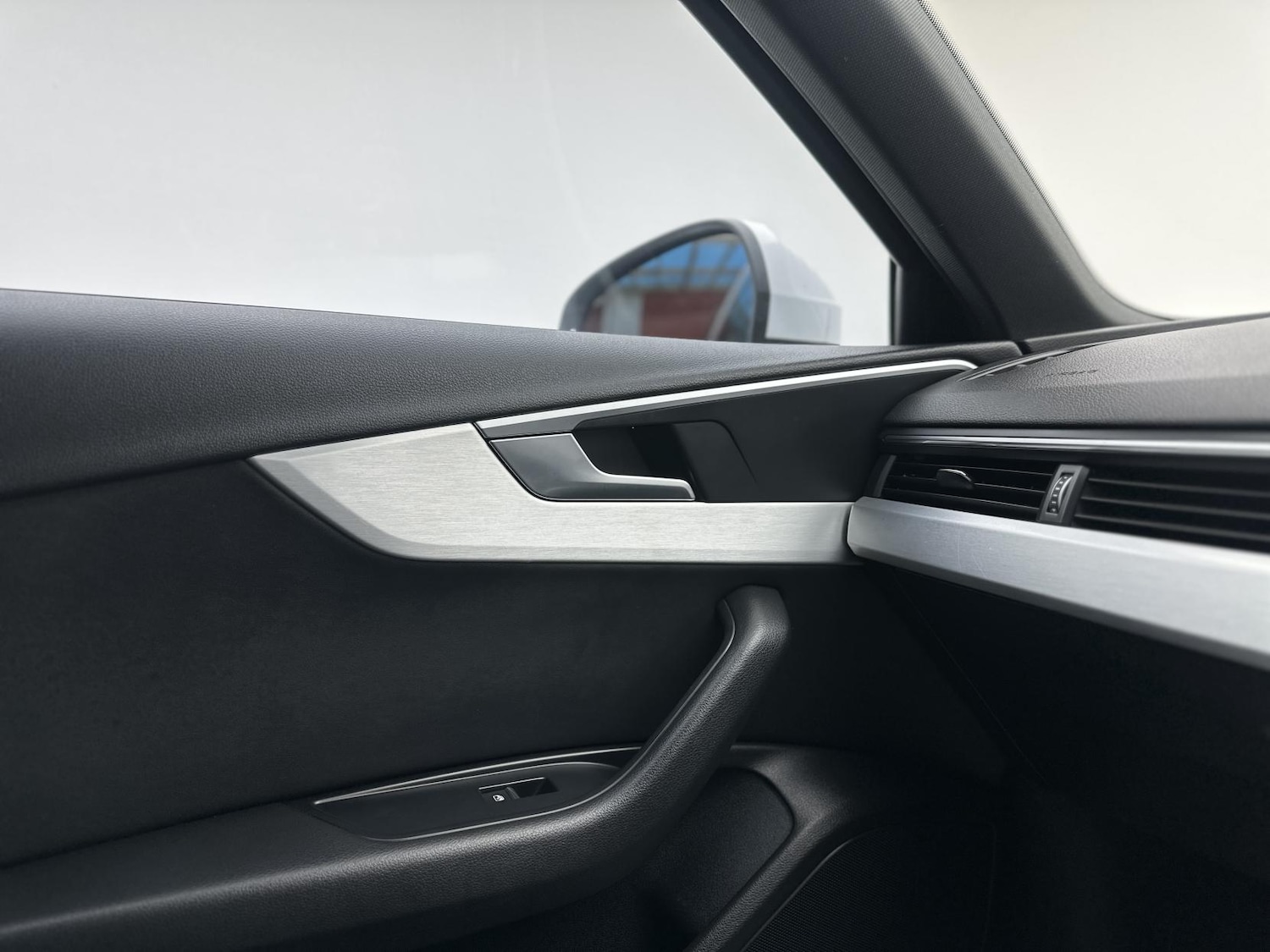 Used Audi A4 2017 for sale - 76933413: Photo 59