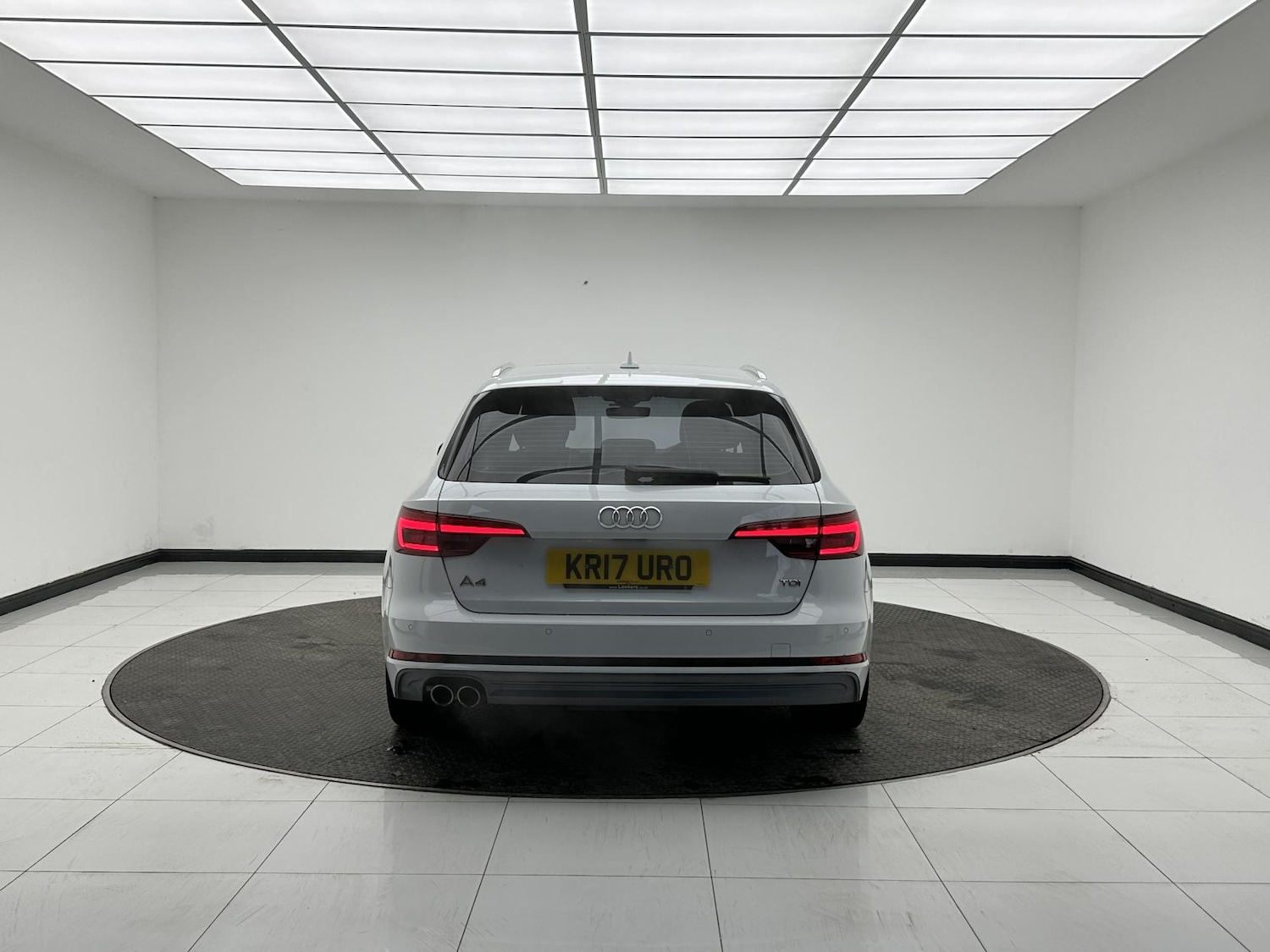 Used Audi A4 2017 for sale - 76933413: Photo 6