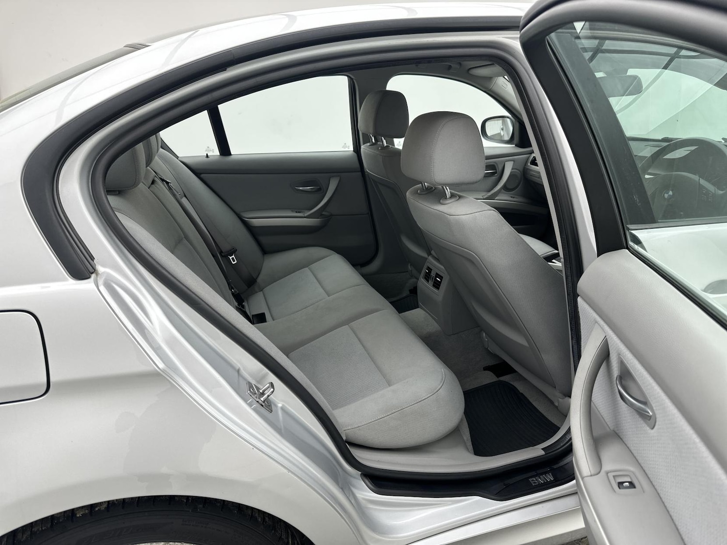 Used BMW 3 Series 2009 for sale - 76864290: Photo 27