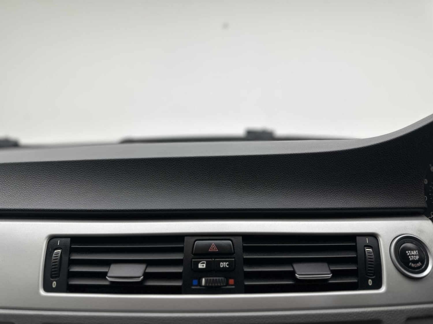 Used BMW 3 Series 2009 for sale - 76864290: Photo 48