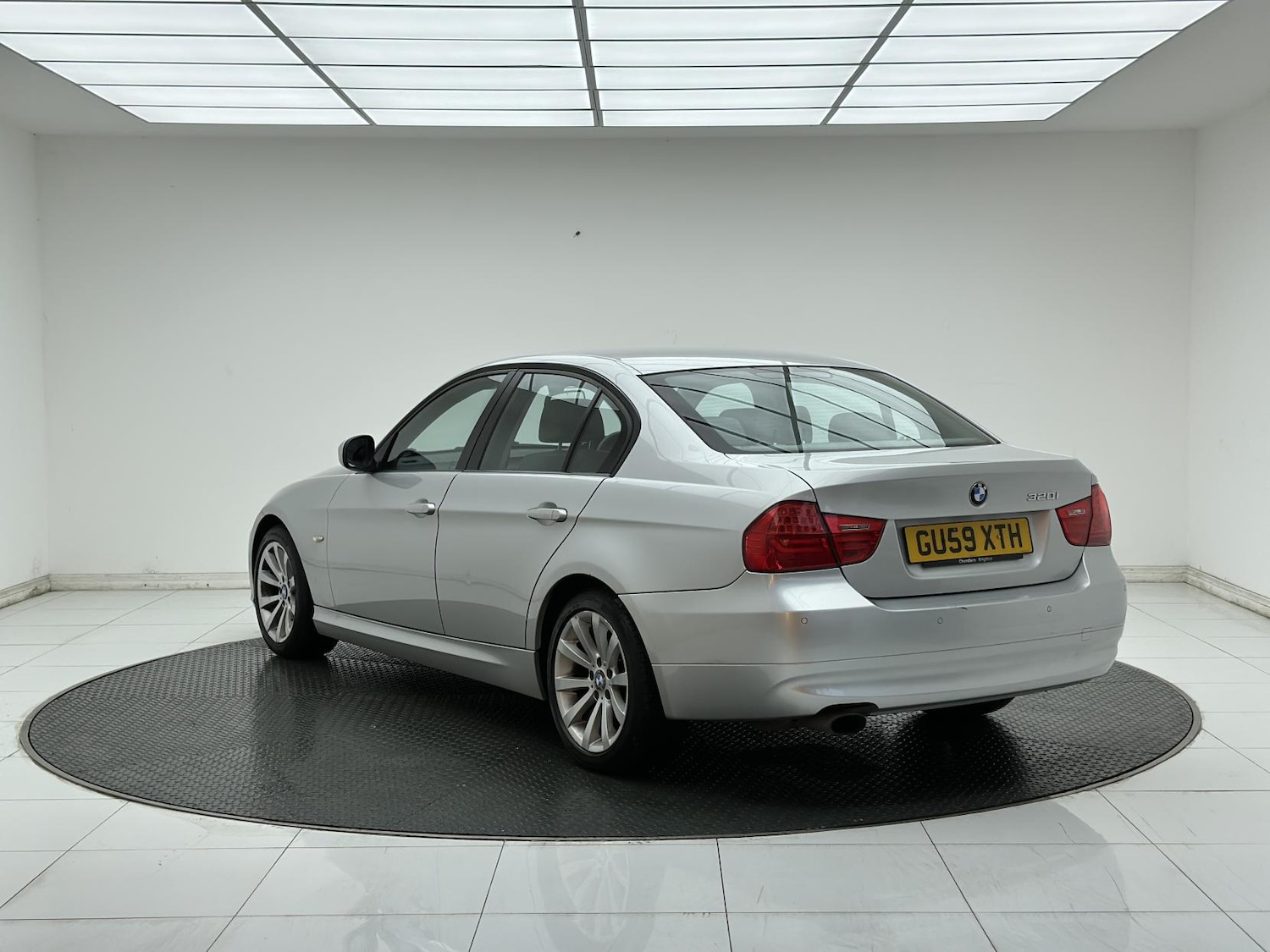 Used BMW 3 Series 2009 for sale - 76864290: Photo 5