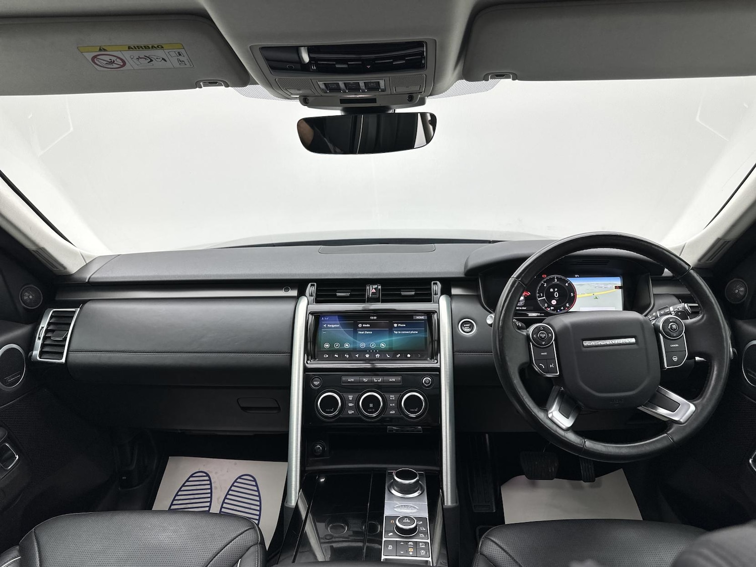 Used Land Rover Discovery 2018 for sale - 77052304: Photo 25