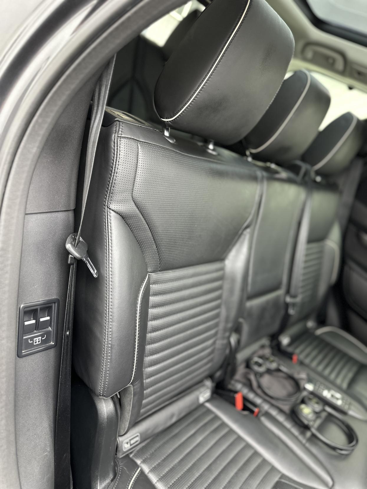 Used Land Rover Discovery 2018 for sale - 77052304: Photo 31